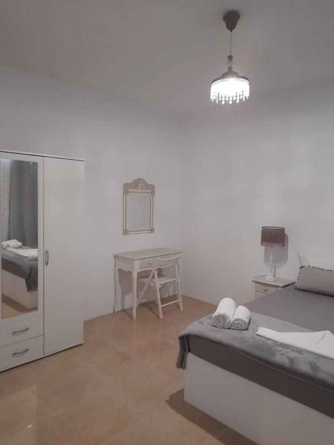 Magda House Apartment *
